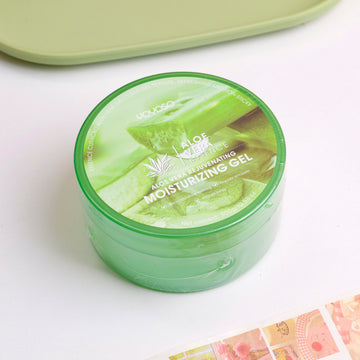 Aloe Vera Rejuvenating Moisturizing gel