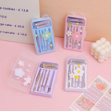 Fresh Little Flower-themed Manicure Set (7 Pieces)