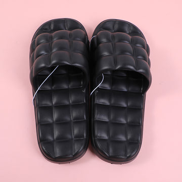 Comfortable soft soled massage men's household slippers size 44-45 (black)