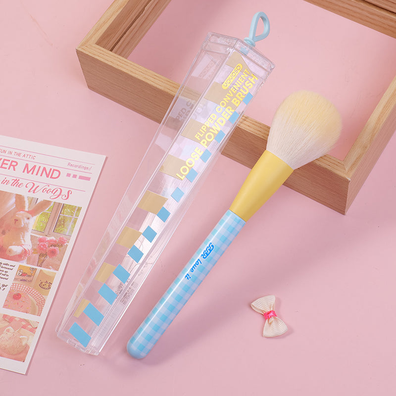 Flipped convenient loose powder brush