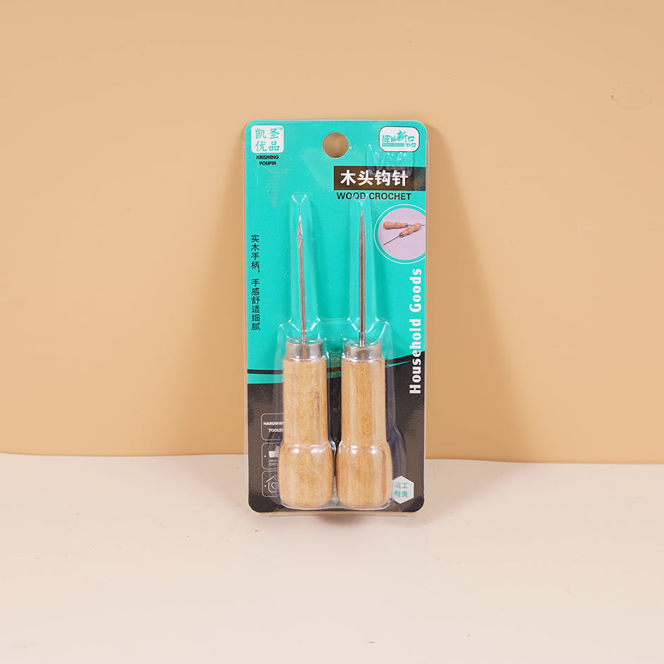 K-307 Wood crochet hook in card package-2pcs