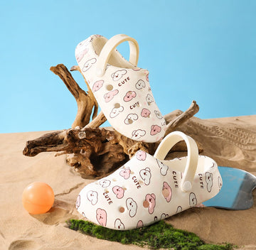 Cute puppy beach shoes with holes size 35-36 (light puppy )